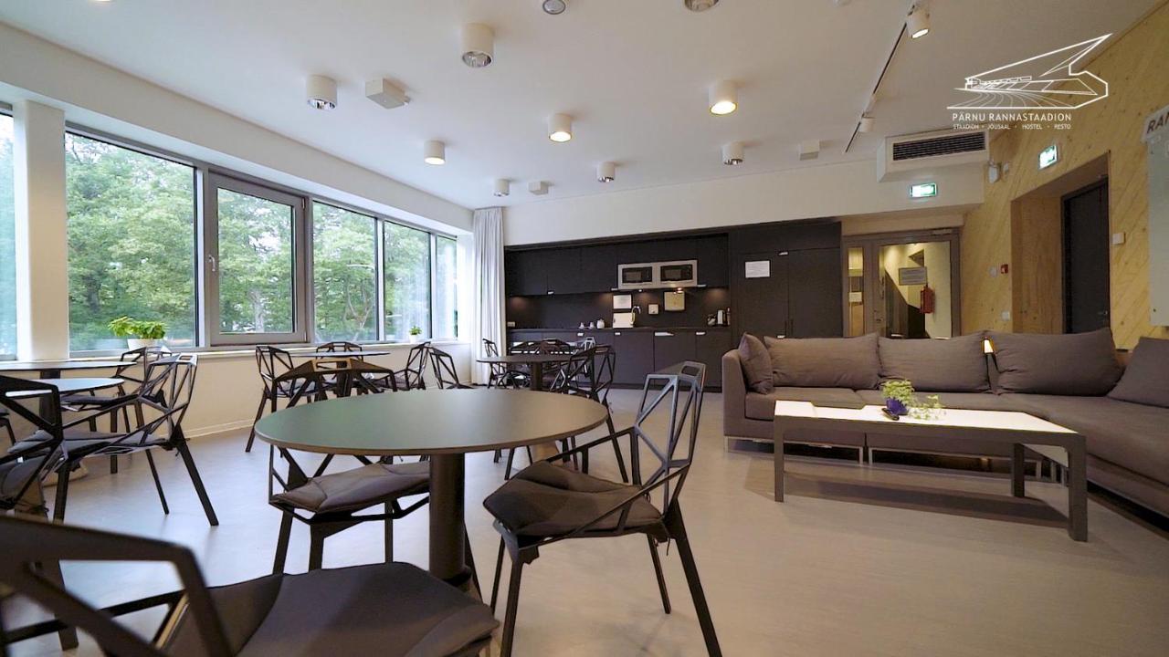 Paernu Rannastaadioni Hostel 外观 照片
